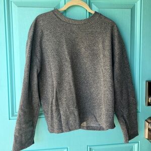 BASIC SOFT KNIT SWEATER
